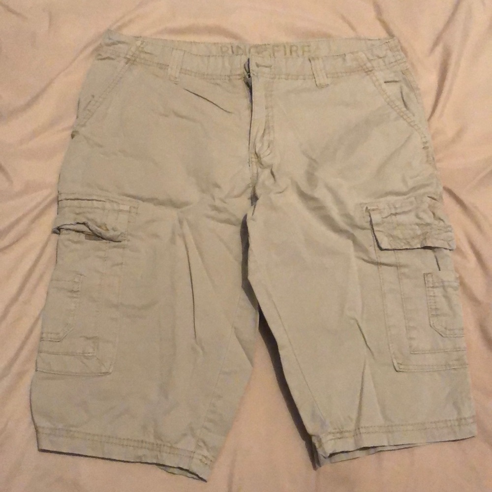 Very Handy Khaki Shorts